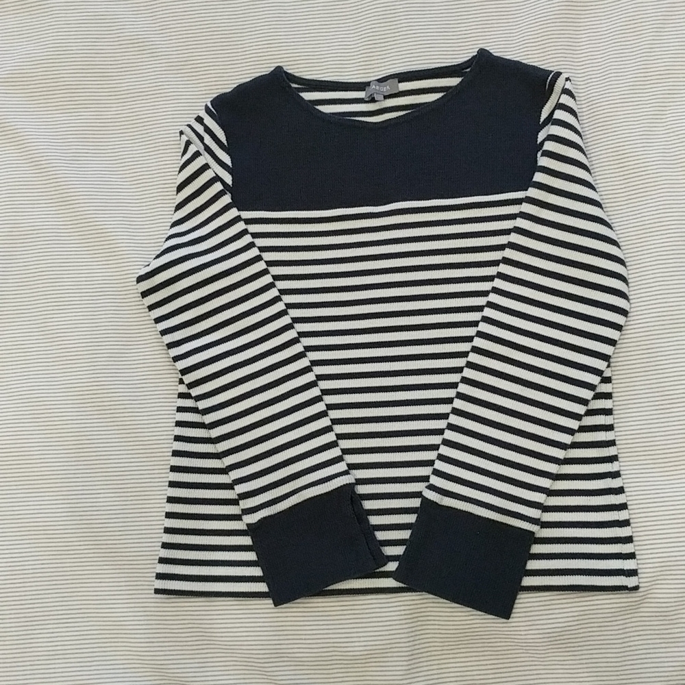 2 For $20 - Jaeger (Portugal) cotton top